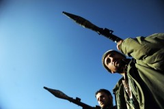 В Сирии повстанцы штурмуют крупнейшую авиабазу