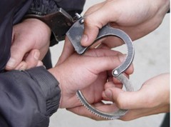 В Краснодаре задержан мужчина с 10 пакетами вещества коричневого цвета