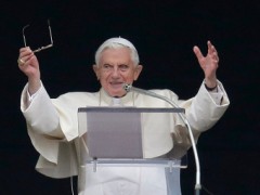 Программист Папы Римского приговорен к двум месяцам тюрьмы