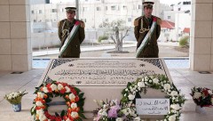 Ясира Арафата перезахоронят в один день с воинскими почестями