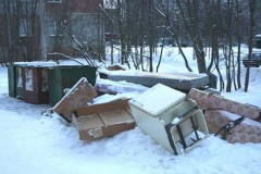 Власти Сочи обеспокоены обилием крупногабаритного мусора на улицах курорта