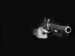 В Красноармейском районе полицейские задержали 20-летнего ревнивца, который угрожал бывшей жене пистолетом
