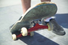 В Кейптауне скейтбордиста будут судить за превышение скорости (видео)