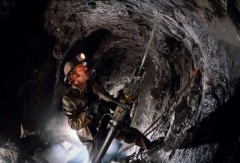 В Коми при взрыве на шахте погибли не менее 16 горняков