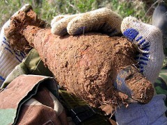 Школьники из Туапсе нашли мину в 100 метрах от жилого поселения