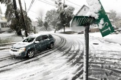 Сильнейший снегопад в США: погибли четыре человека