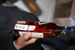 В Адыгее три точки реализации суррогатного алкоголя принадлежали пенсионерам