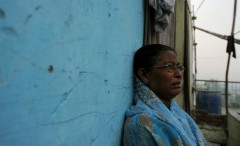 В Индии рухнул недостроенный 7-этажный дом, погибли 27 человек