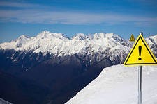 В горах Сочи сохраняется лавиноопасность