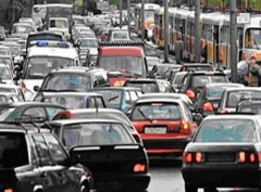 ДТП на Каширском шоссе вызвало коллапс у Домодедово и спровоцировало рост цен на такси