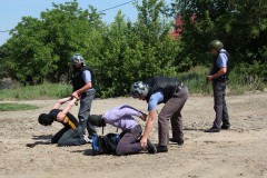 В Белой Калитве полицейские провели тактико-специальные учения по отражению нападения на объекты особой важности