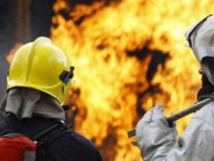 В Краснодаре горит торговый центр 
