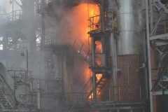 Пожар на нефтезаводе в Ростовской области: один человек погиб