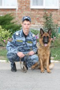 В Ростове-на-Дону полицейский и его немецкая овчарка Наоми задержали подозреваемую в убийстве