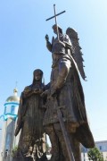 В Краснодаре открыли памятник святым благоверным Петру и Февронии Муромским