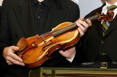 В Великобритании нашли скрипку Страдивари, украденную 3 года назад