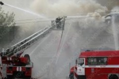 В Кирове загорелась крыша торгового центра