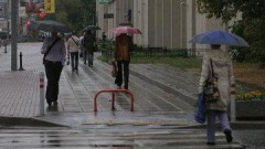 В Москве сильный ливень продлится до вечера 1 сентября