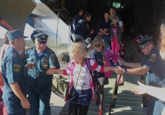 Борт МЧС доставил на Кубань еще 78 детей из пострадавшей от наводнения Амурской области