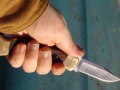 53-летний житель Кубани  решил «квартирный вопрос» при помощи ножа