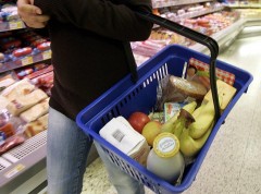 Жительница Новороссийска получила срок за попытку вывезти продукты из гипермаркета в детской коляске