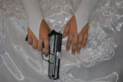 В Краснодаре водители Lexus и Mercedes не признаются в стрельбе из свадебного кортежа