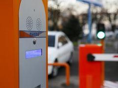 В Краснодаре открылась первая муниципальная платная парковка