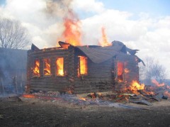В Гулькевичском районе Кубани при пожаре погибли четыре человека, проводится проверка