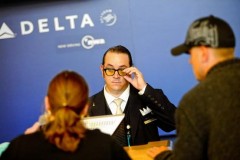 Авиакомпания Delta Airlines случайно распродала билеты за копейки