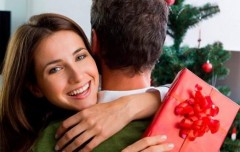 Ученые доказали, что женщины выбирают подарки лучше мужчин