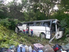 Автобус с 40 детьми опрокинулся по пути из Анапы на железнодорожную станцию в пос.Верхнебаканский