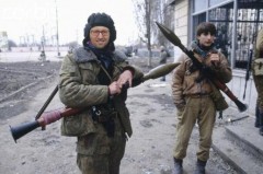 СКР: Яценюк причастен к расстрелам российских военных в Чечне в 1990-х