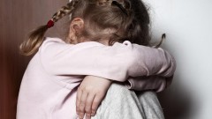 60-летний красноярец пытался изнасиловать 6-летнюю дочь друзей