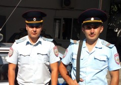 В Усть-Лабинске бойцы Росгвардии оказали помощь при пожаре в аптеке