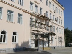 В гимназии №54 Краснодара к началу учебного года обновят фасад
