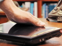 В Туапсе ранее судимый мужчина украл ноутбук и WI-FI-роутер