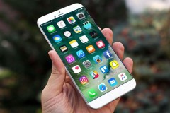 Apple выяснят, почему у нового iPhone выпадает экран