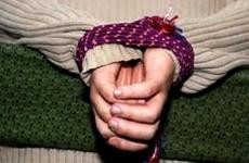 Жительница Чечни избивала 5-летнюю девочку, вынужденную жить у неё