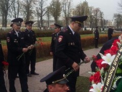 Во Владикавказе полицейские почтили память погибших солдат