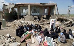 В Иране из-за землетрясения погибли 445 человек