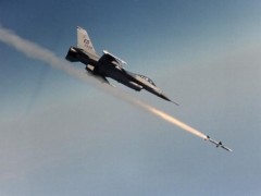 Израиль в ответ на запуск дрона атаковал военные объекты в Сирии