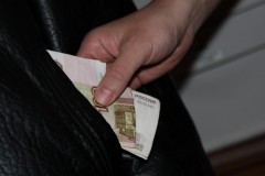В Ростове-на-Дону задержали подозреваемого в краже денег у пассажира автобуса