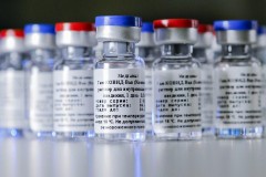 Журналист The New York Times привился российской вакциной «Спутник V»