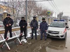 На Ставрополье двое воришек пытались вынести неоплаченным товар из торгового центра