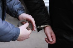 На российско-абхазской границе задержали подозреваемого в мошенничестве, скрывающегося от правосудия