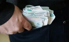 В Батайске воришка украл из дома отсутствовавшей хозяйки 75 тысяч рублей
