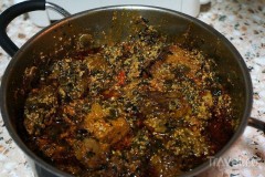 Приправили химикатом: в Нигерии домашняя еда унесла жизни 24 членов семьи