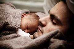 Госдума приняла законопроект о праве наследников оспаривать отцовство