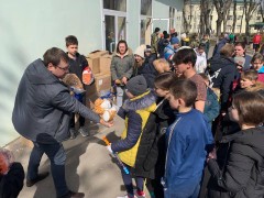 Профсоюзы Кубани доставили гуманитарную помощь детям из детдомов Донецка