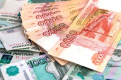 Больше трети дончан считают, что врачи должны зарабатывать от 100 тысяч рублей